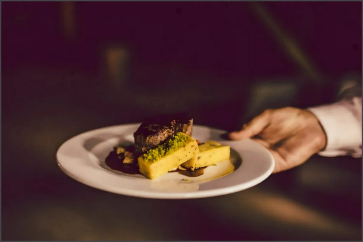 Polenta frita, grelhada ou assada? Veja variações para servir como petisco