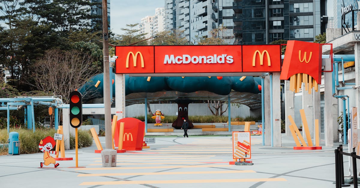 Quando surgiu o McDonald’s e mudou a alimentação global Quando surgiu o McDonald’s e mudou a alimentação global