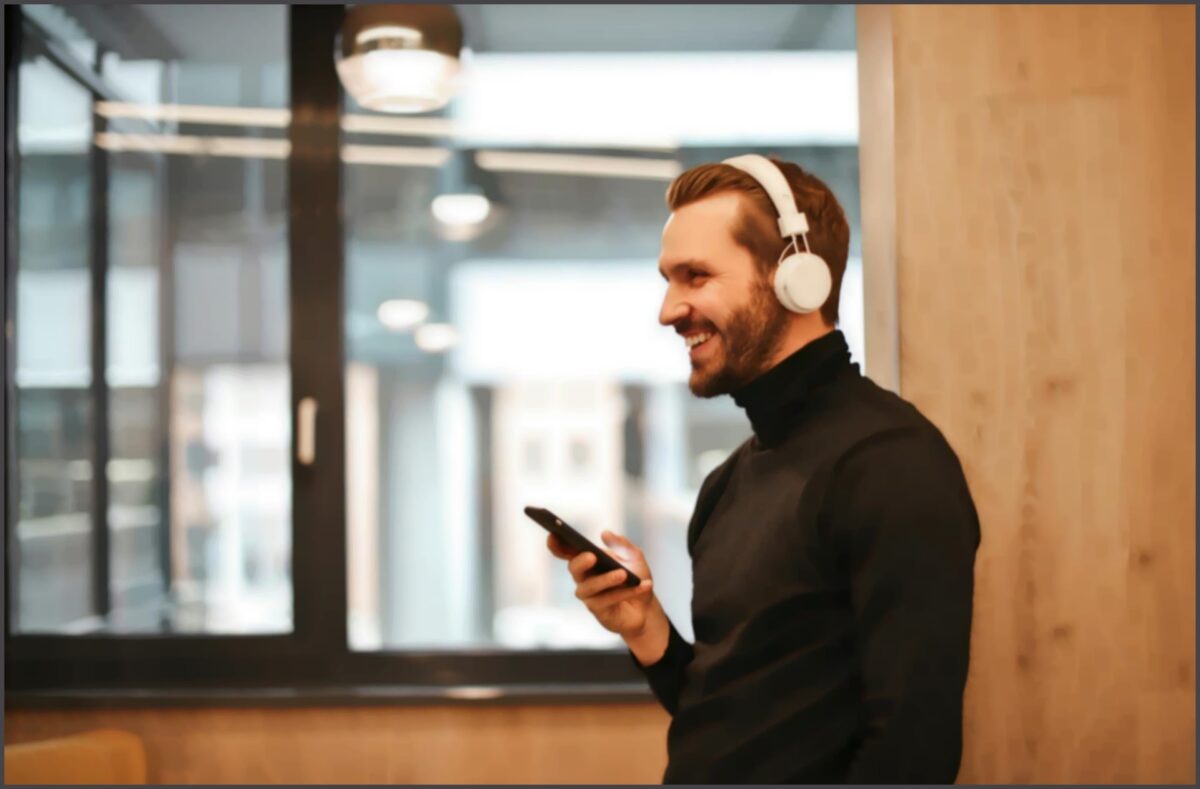 Bluetooth vs. fone com fio: Qual a real diferença de qualidade? Bluetooth vs. fone com fio: Qual a real diferença de qualidade?