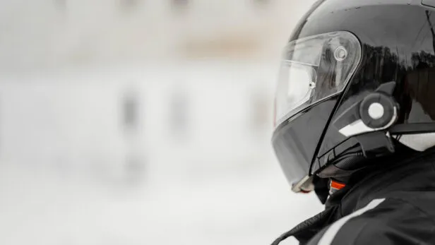 Como limpar seu capacete sem danificar o material: passo a passo
